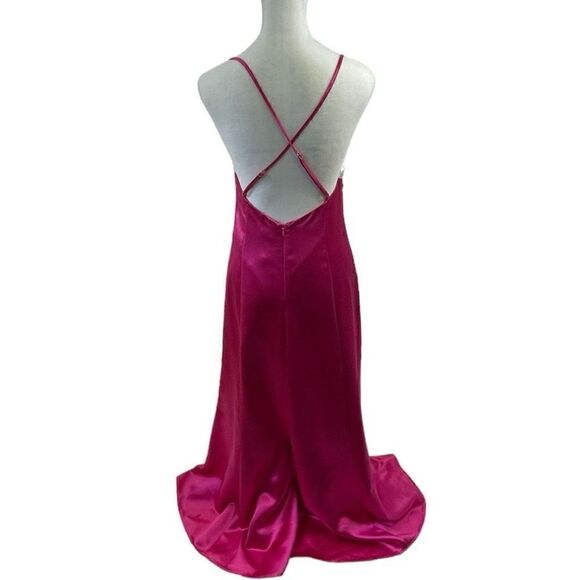 Lovers and Friends NWT Fuschia Saten Gown Size S - Picture 2 of 11